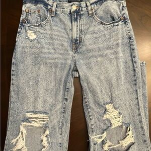 Aeropostale women’s ripped jeans.